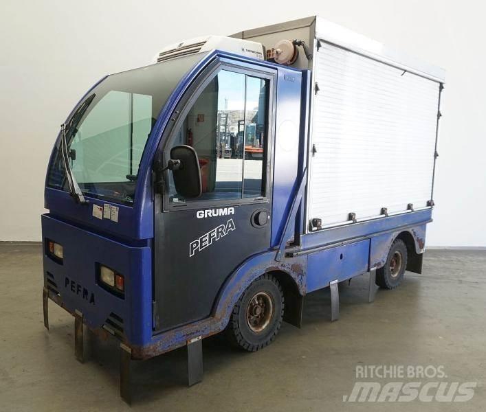 Pefra 615 Cabeza tractora