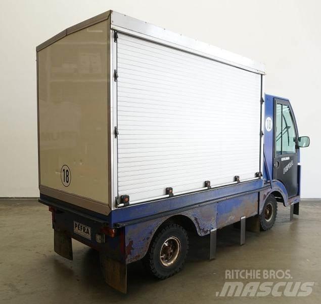 Pefra 615 Cabeza tractora
