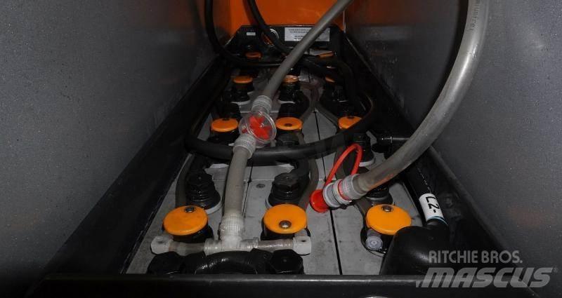 Still FV-X-16 Apiladores eléctricos autopropulsados