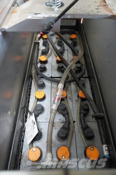 Still FV-X-16 Apiladores eléctricos autopropulsados