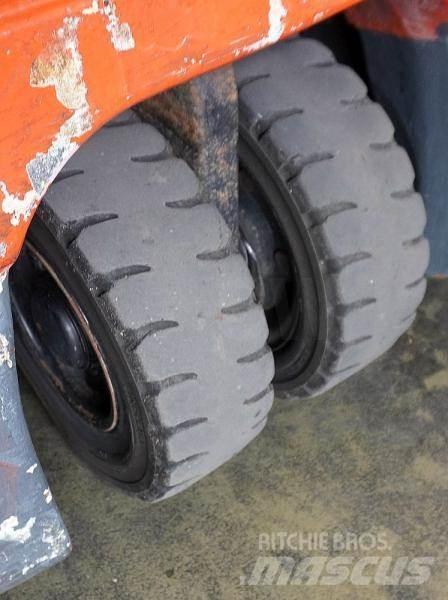 Toyota 7FBEF16 Otras carretillas elevadoras