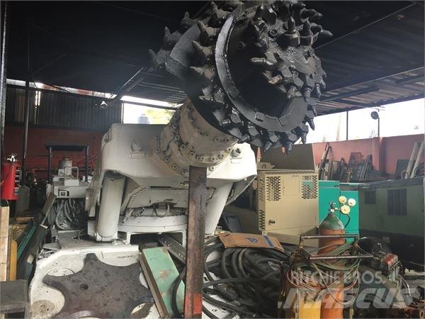  DOSCO LH1300M Equipo de perforación horizontal