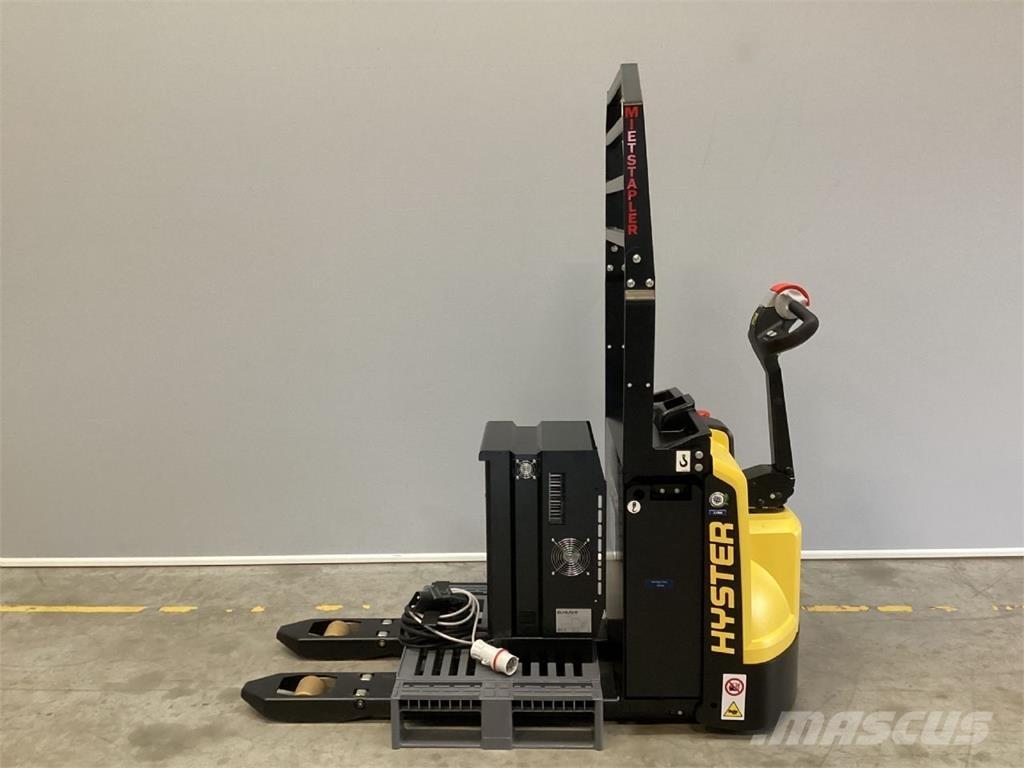 Hyster P2.0 Apiladores eléctricos