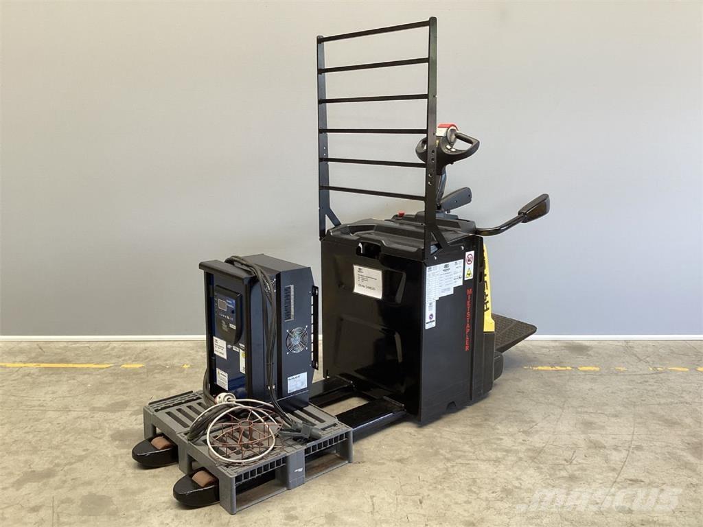 Hyster P2.0S Apiladores eléctricos