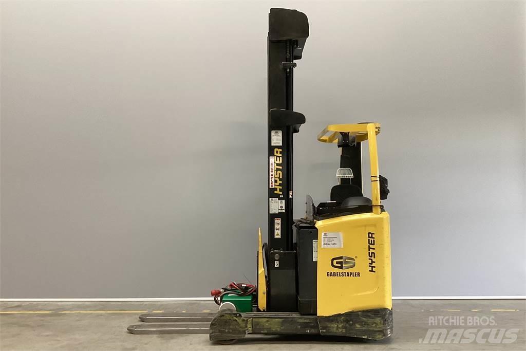 Hyster R1.6 Carretillas retráctiles