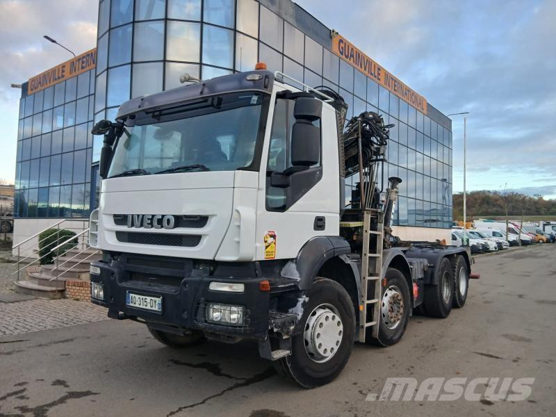 Iveco Trakker Camiones con gancho