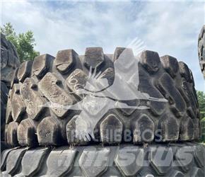  CAMSO 20.5X25 Neumáticos, ruedas y llantas