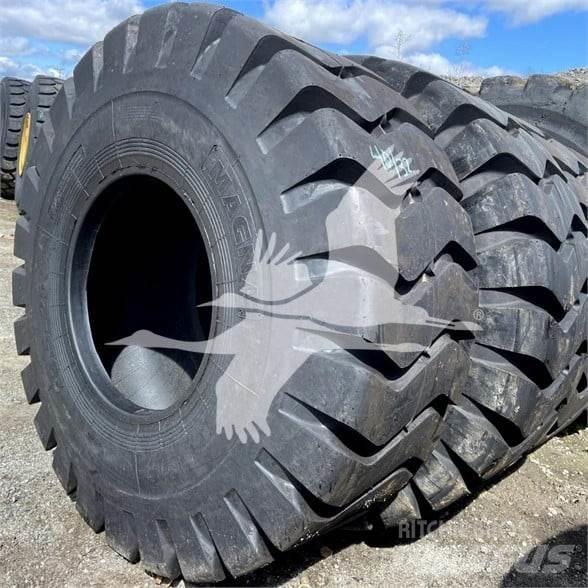  MAGNA 23.5X25 Neumáticos, ruedas y llantas