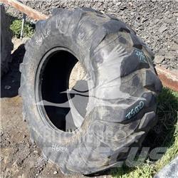 Titan 19.5L24 Neumáticos, ruedas y llantas