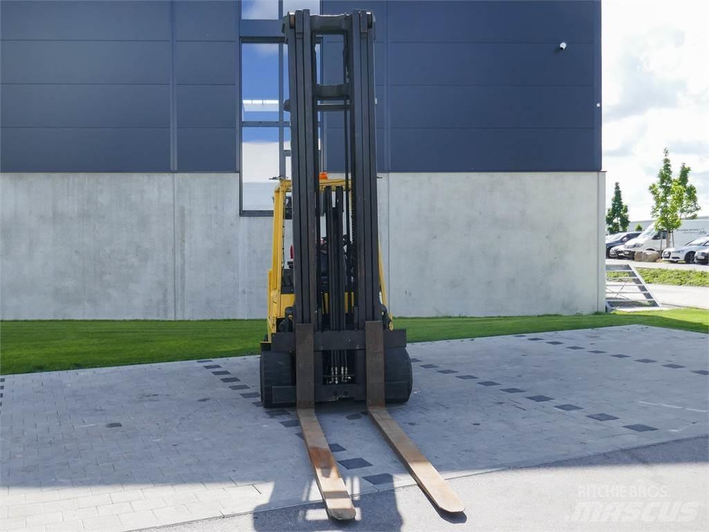 Hyster S5.50 XMS Carretillas LPG