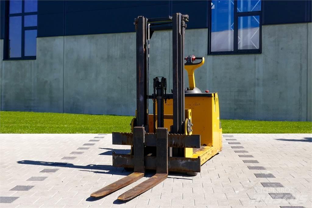 Linde L12 Apiladores eléctricos