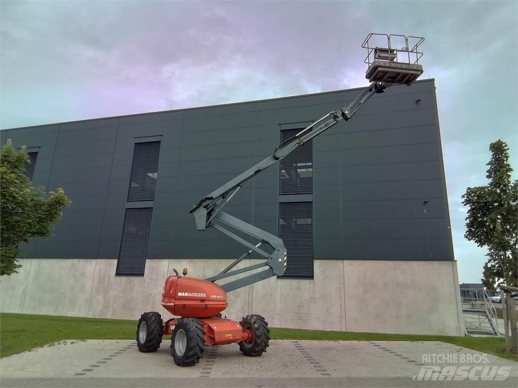 Manitou 165 ATJ Plataforma de trabajo articulada