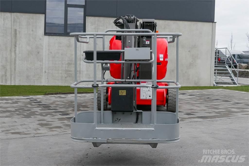 Manitou 170 AETJ Plataforma de trabajo articulada