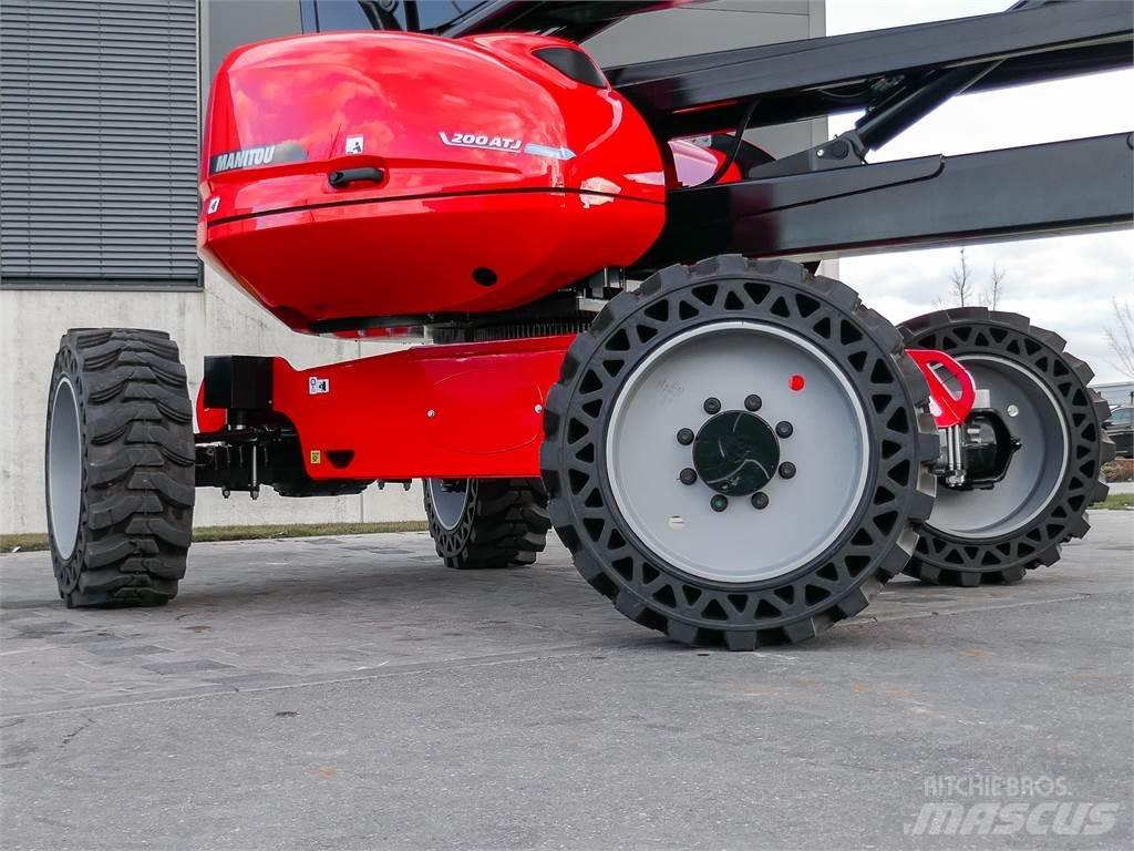 Manitou 200 ATJ Plataforma de trabajo articulada