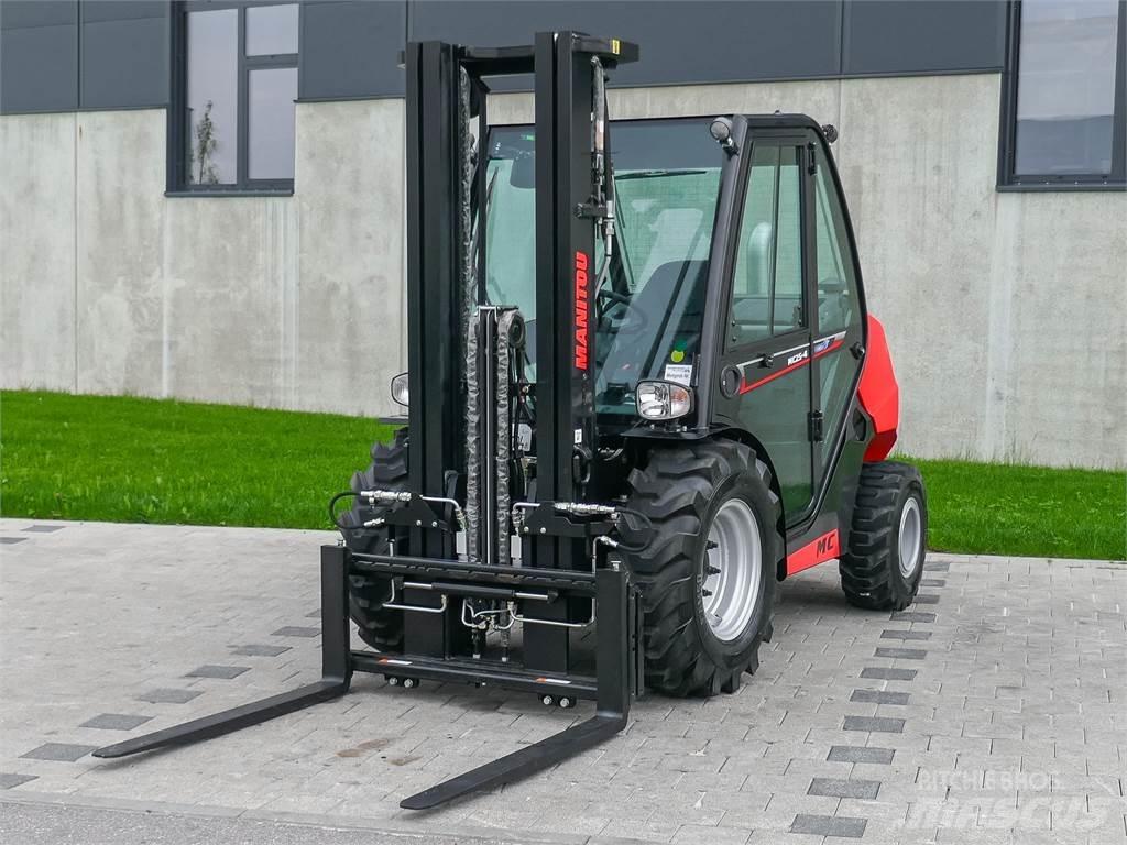 Manitou MC 25-4 Carretillas elevadoras todo terreno