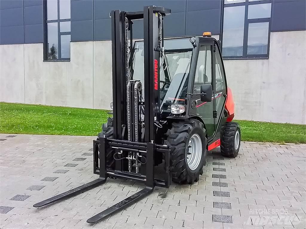 Manitou MC 30-4 Carretillas elevadoras todo terreno
