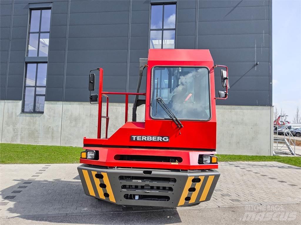 Terberg YT 220 Cabezas tractoras para terminales