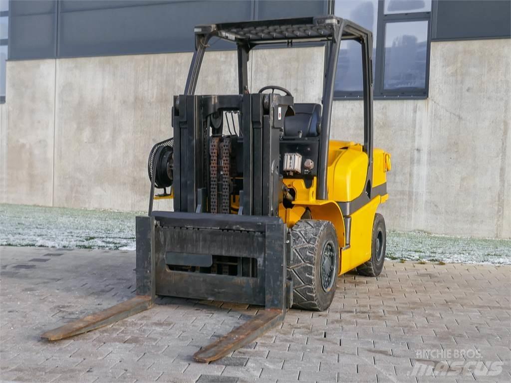 Yale GDP 40VX6 V2471 Carretillas diesel