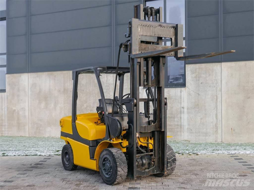 Yale GDP 40VX6 V2471 Carretillas diesel