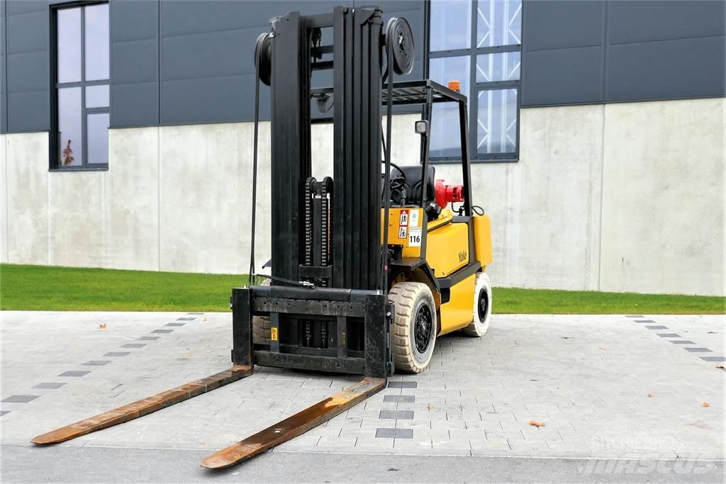 Yale TFG 40 Carretillas LPG