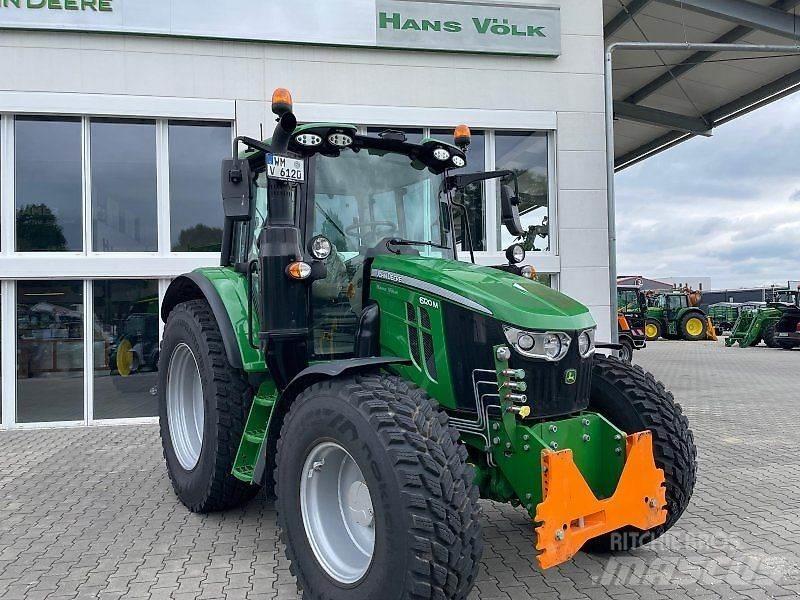 John Deere 6120M Tractores