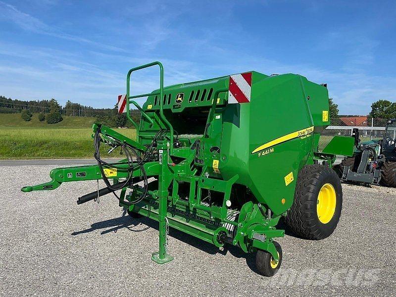 John Deere F441M Construcción - Otros