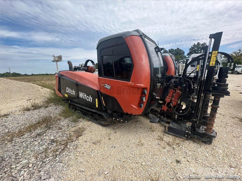 Ditch Witch AT32 Equipo de perforación horizontal