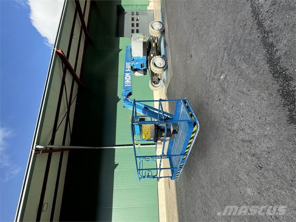 Genie S-60 FE Plataforma de trabajo articulada