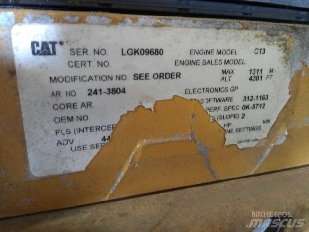 CAT C-13 Motores