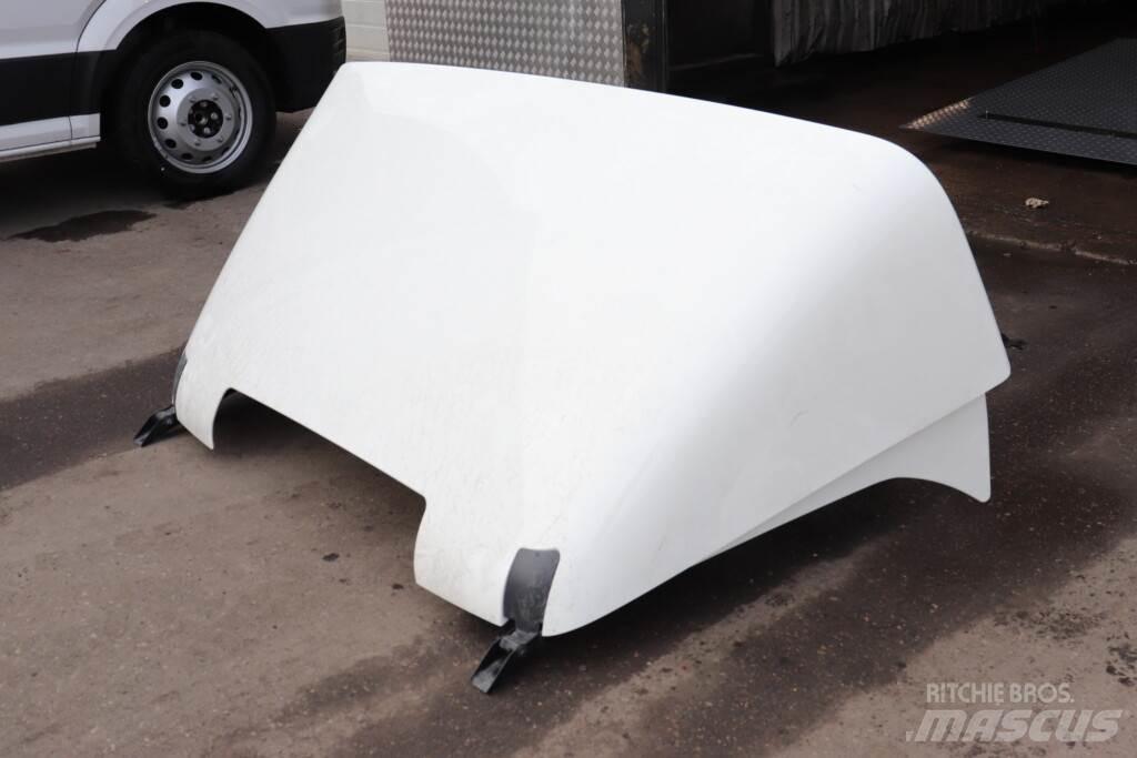 MAN TGS Tagspoiler Cabinas e interior