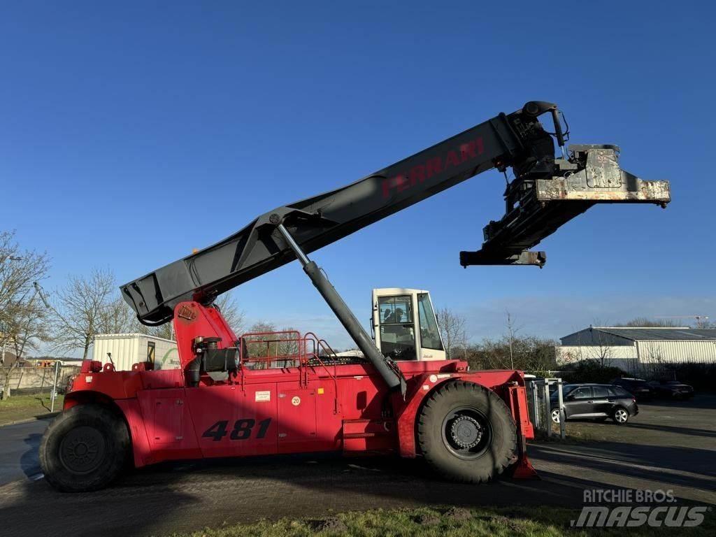 CVS Ferrari F481 Manipulador de contenedores