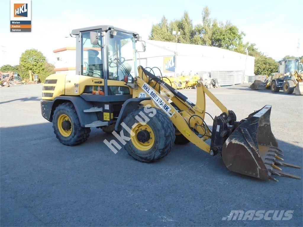 Yanmar V 80 Cargadoras sobre ruedas