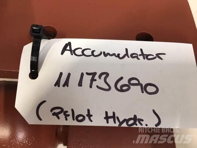  Accumulator ex. Volvo L180E Hidráulicos