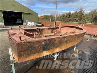  Arbejdsbåd uden motor. Barcos / barcazas de carga