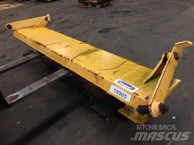  Bagsmæk ex. Volvo A25C 6x6 Otros componentes