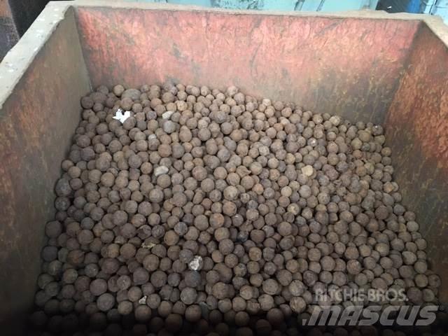  Ballastkugler - ca. 10 ton Otros componentes