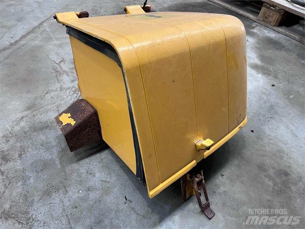  Batterikasse, Volvo L90E Otros componentes