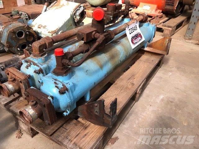Bowman GL400 Oliekøler Construcción - Otros