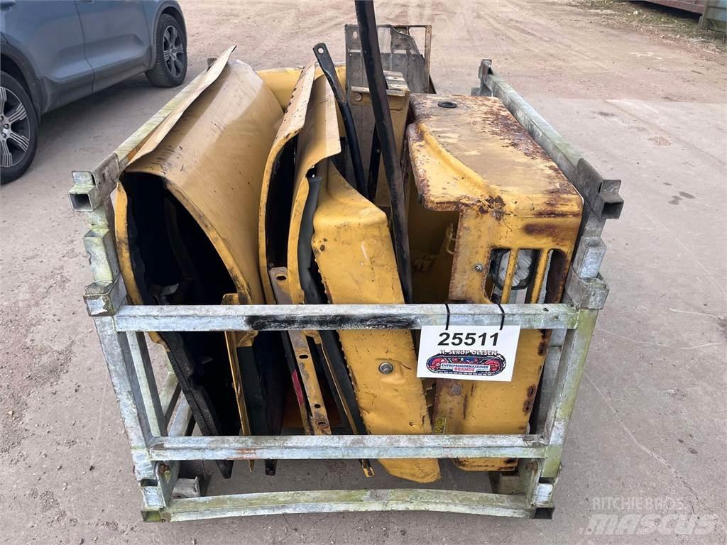 CAT 323D Skærme Otros componentes