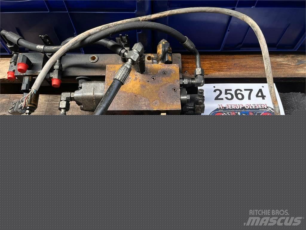 CAT 323D ventilgruppe-CON Hidráulicos