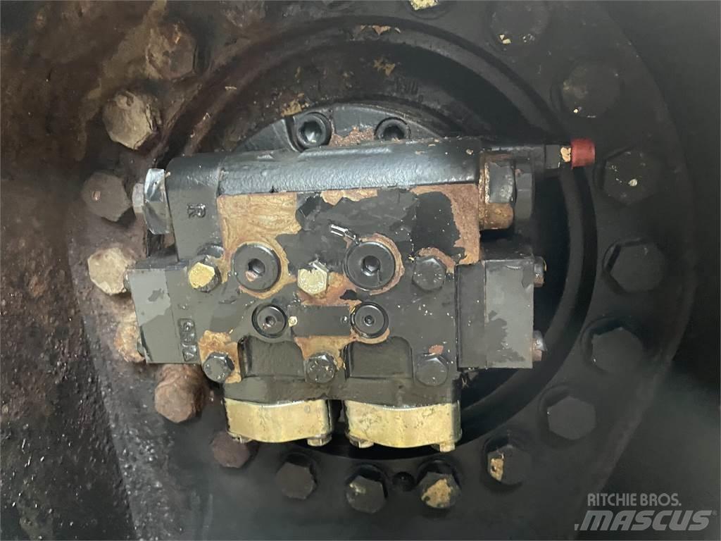 CAT 330B Køregear Transmisión