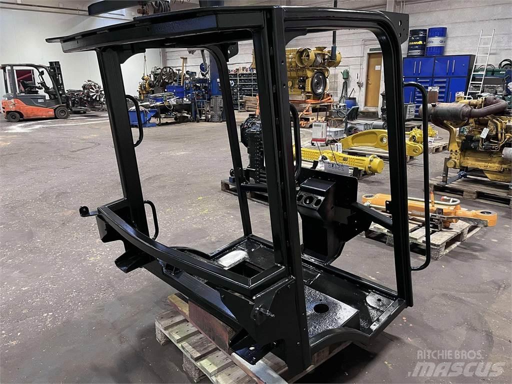 CAT 908M Førerhus Otros componentes