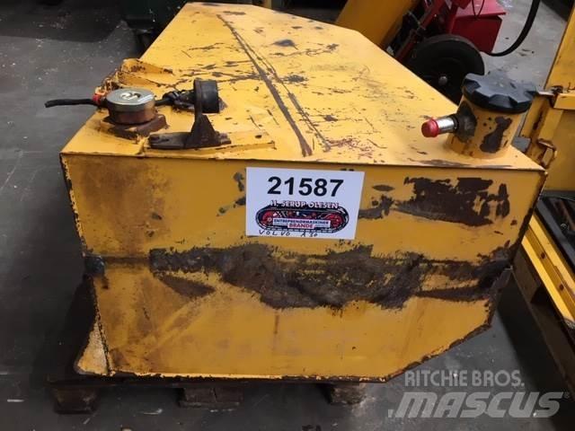  Dieseltank ex. Volvo A30 Otros componentes