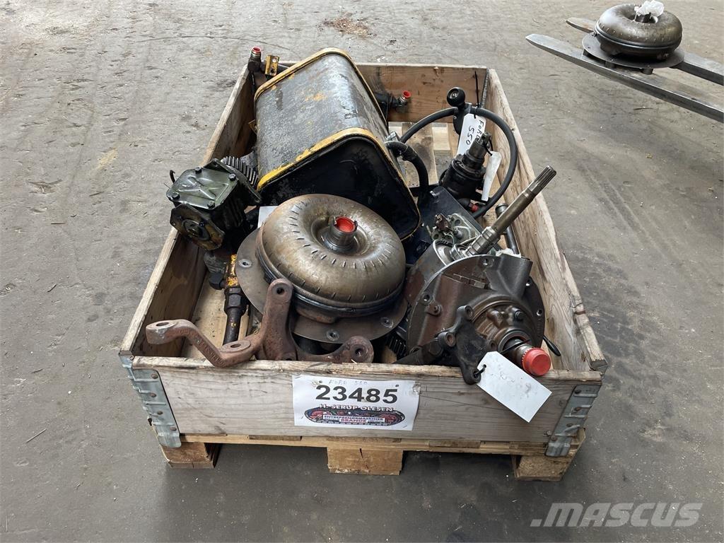  Diverse dele ex. Ford 550 Hidráulicos