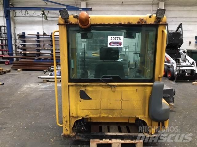  Førerhus ex. Volvo L180E Otros componentes