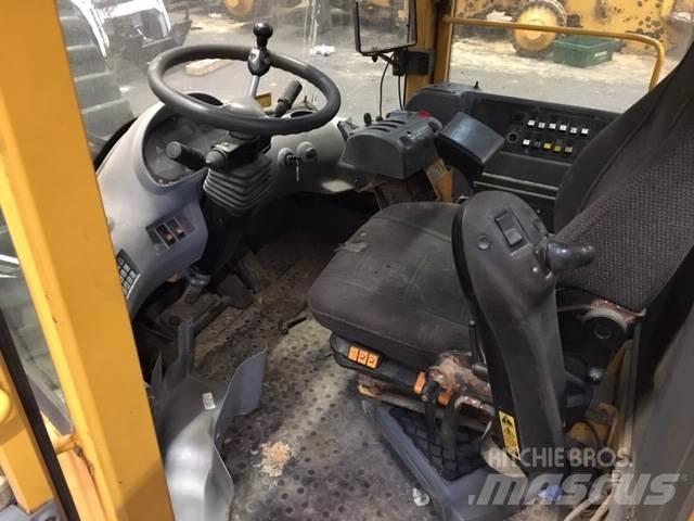  Førerhus ex. Volvo L180E Otros componentes