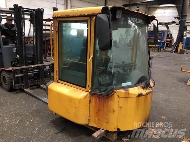  Førerhus ex. Volvo L180E Otros componentes