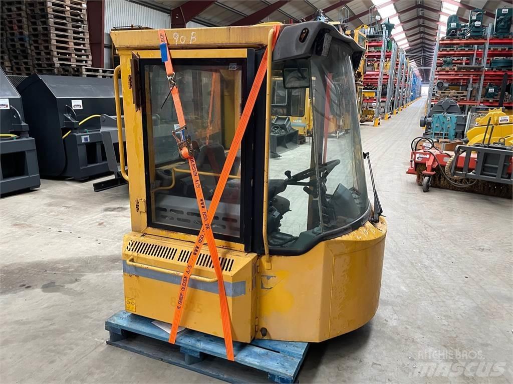  Førerhus ex. Volvo L90B Otros componentes