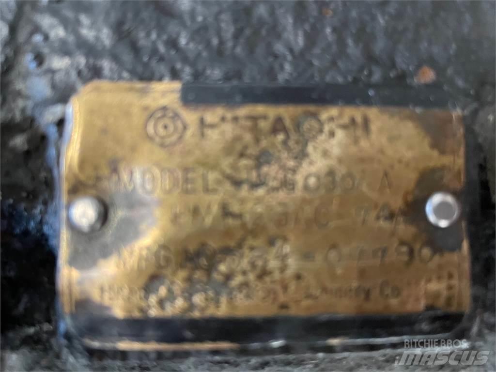 Hitachi UH83-8LC Køregear Transmisión
