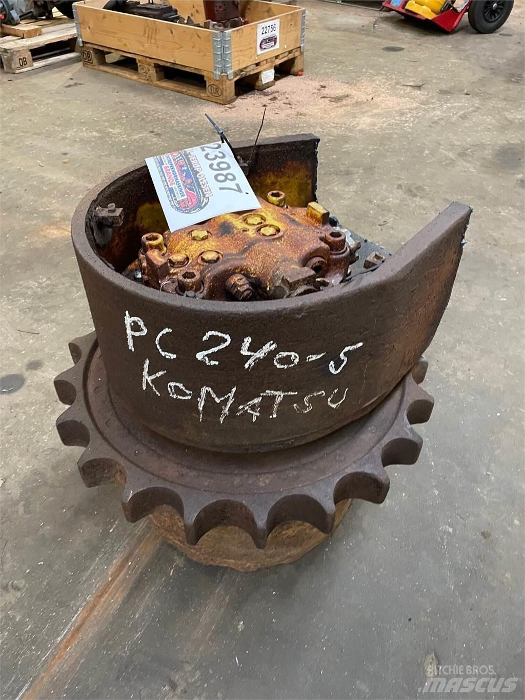 Komatsu PC240-5 Køregear Transmisión